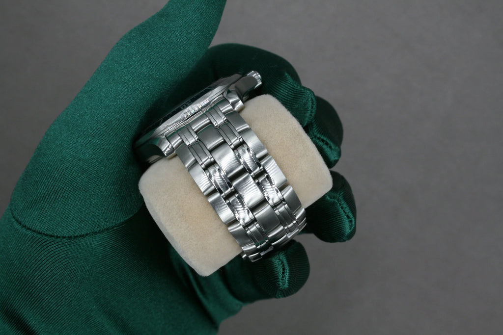 Omega Seamaster Goldeneye - Watches