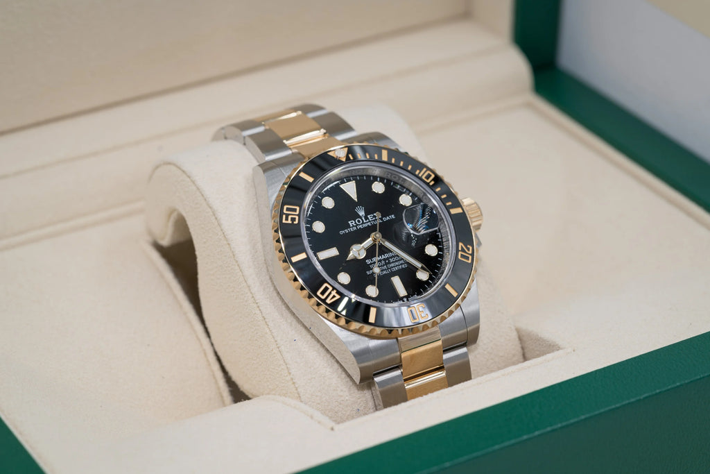 Rolex Submariner 126613LN - Watches