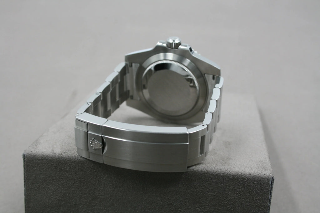 Rolex Submariner Hulk - Watches