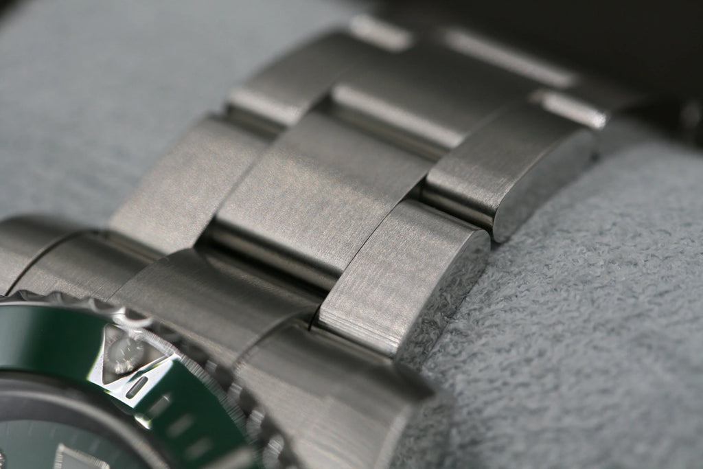 Rolex Submariner Hulk - Watches