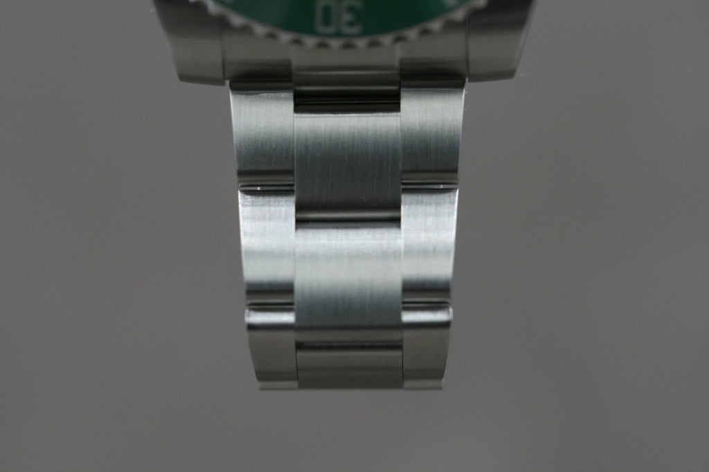 Rolex Submariner Hulk - Watches