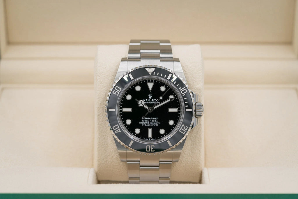 Rolex Submariner No-Date 124060 - Watches