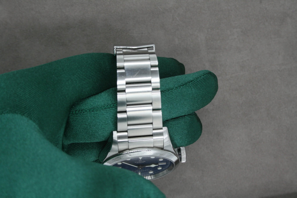 Tudor Heritage Black Bay 41 - Watches